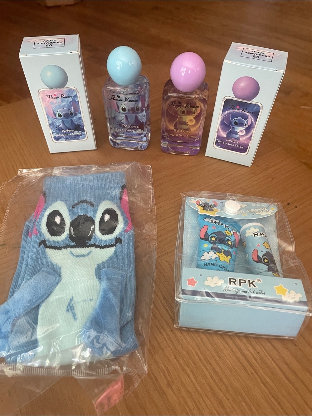 Kids Blue Character Socks & Hand Cream Gift Set with Blue and Pink Bottled Spray